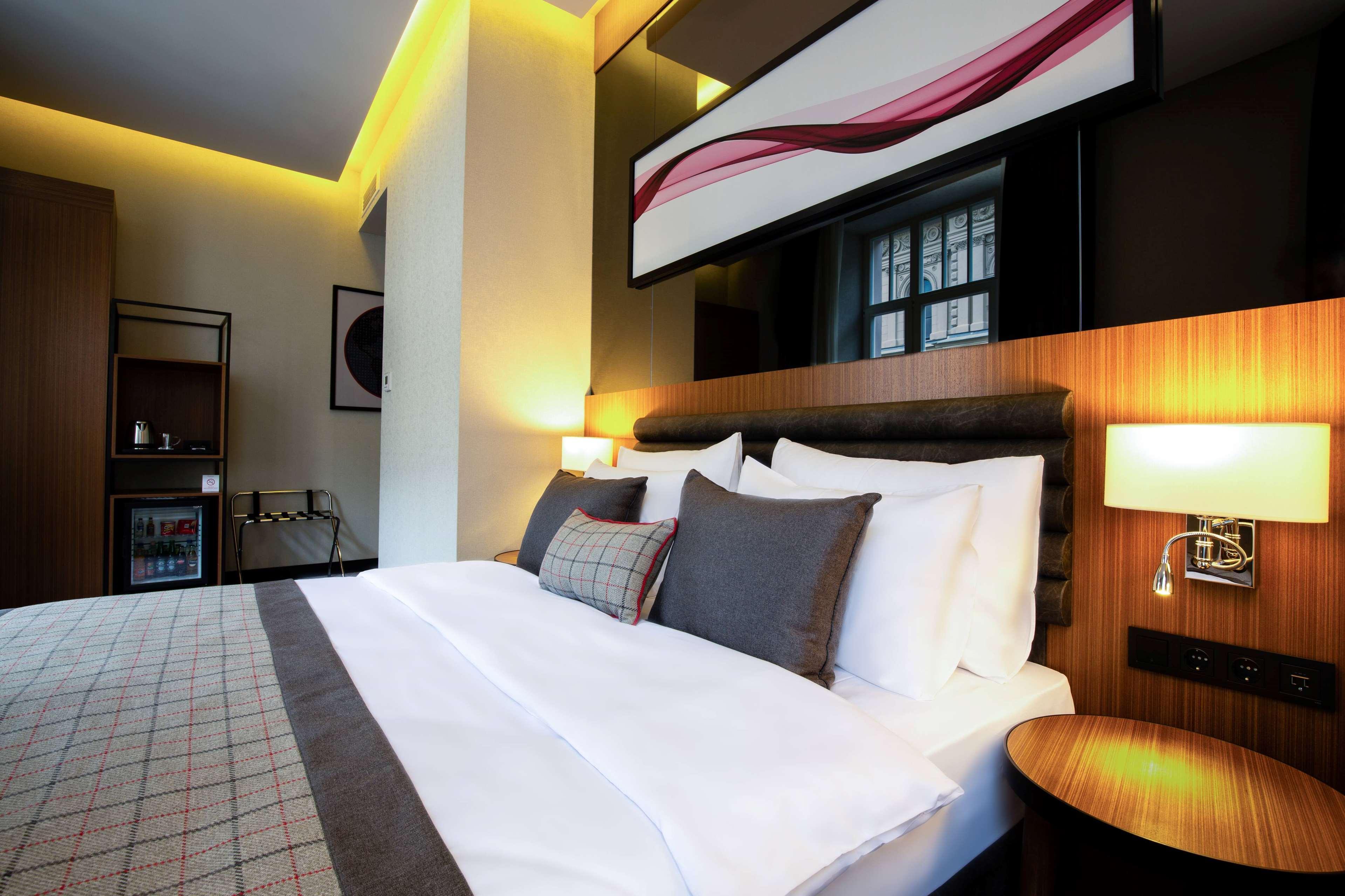 Ramada By Wyndham Budapest City Center Ngoại thất bức ảnh
